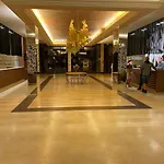 Royal & Apartment *