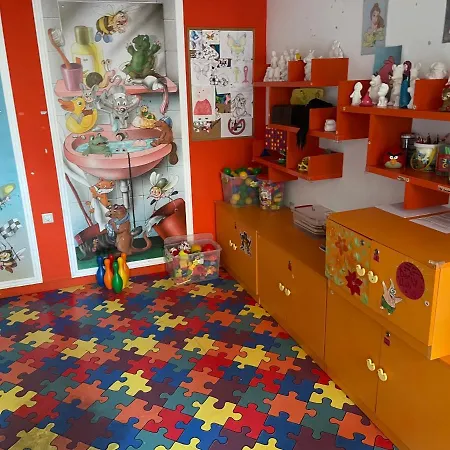 Royal & Apartman Napospart