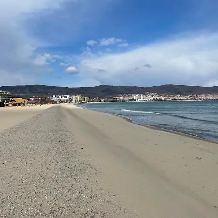 Royal & Apartament *