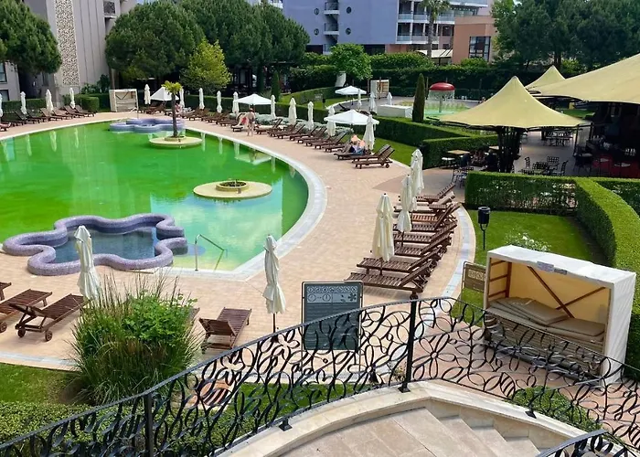 Royal & Appartement Sunny Beach